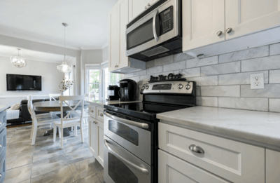 Cochrane bungalows for sale – single‑level homes and walkout villas with mountain views