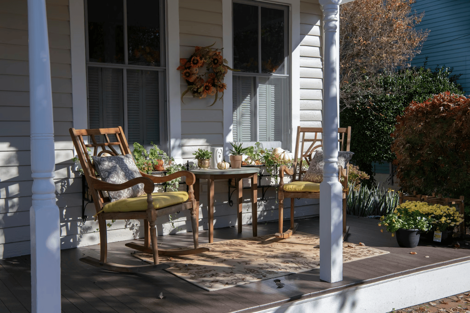 Stunning Foothills County houses for sale with expansive mountain views near Okotoks, Alberta